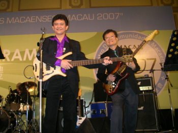 SANYO DIGITAL CAMERA